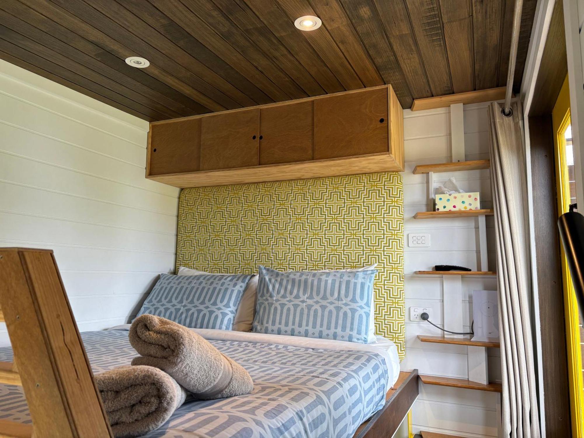 Ocean Breeze Tiny House - Ocean And Lake View Mallacoota Exterior photo